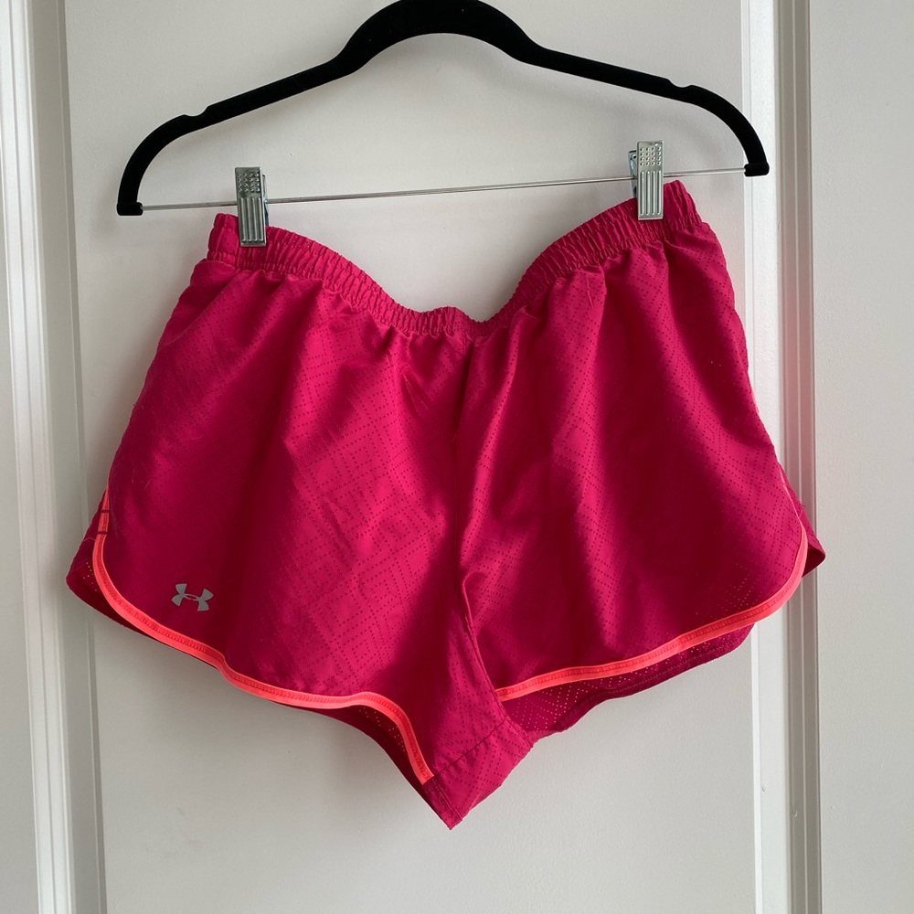Under Armour Running Shorts Pink Size Medium